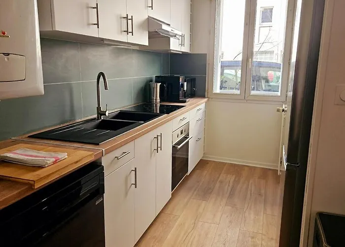 Paul Eluard - Maison Au Calme Parking Centre